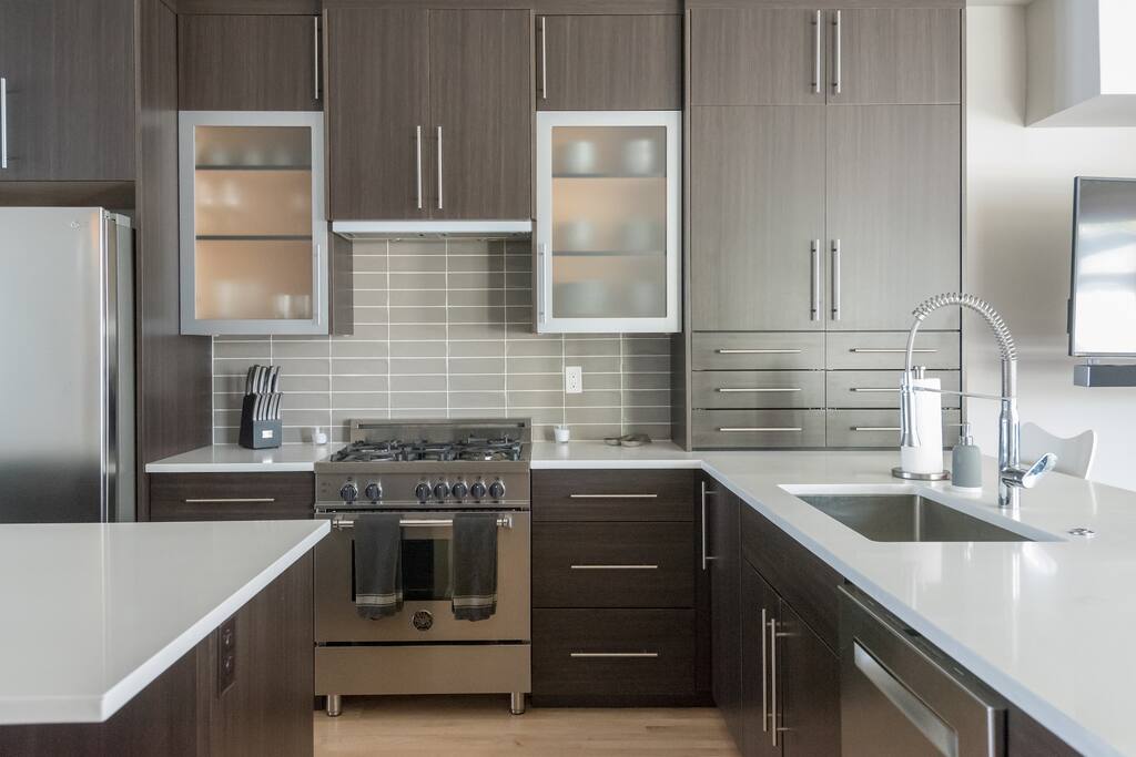 Natural Gas stove top and Keurig coffee maker (regular coffee maker available too).