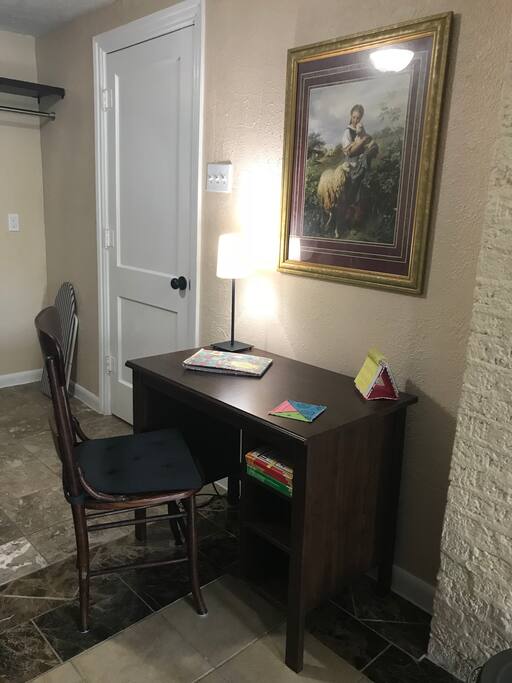 Your convenient office space on the road.