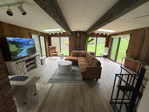 Highland Acres: Peaceful 40 Acre Property