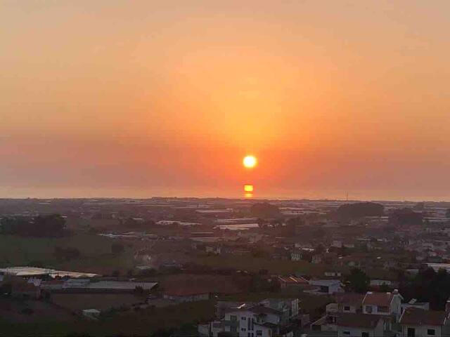 Villa with private pool and garden by Go2oporto gallery image 3