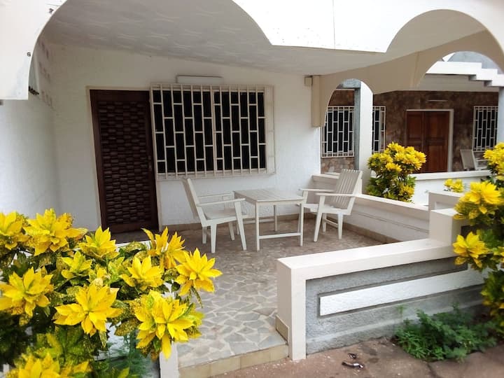 Lomé Ferienwohnungen & Unterkünfte Maritime Region, Togo Airbnb