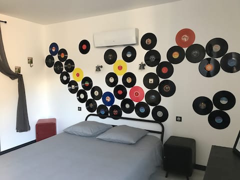 Chez Villar chambre industrielle