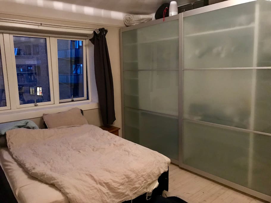 Bed: 150x200