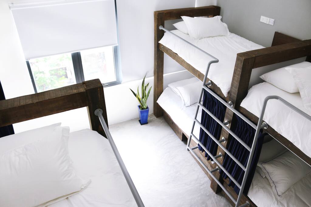 6-Bed Mixed Dormitory Room