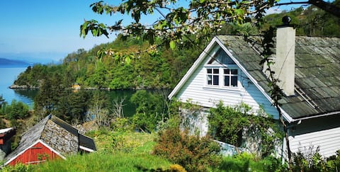 Charming village house, private - exquisite view