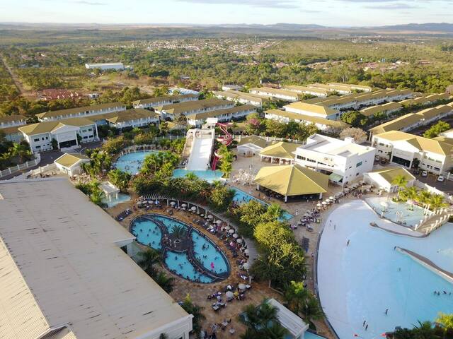 APARTHOTEL COM PISICINA DE ONDA, ABERTO 24HPORDIA