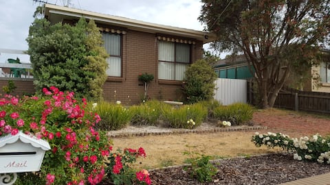 Top Airbnb: Brian's Place in Portarlington