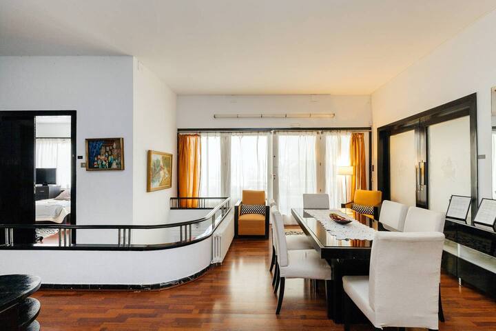 Parque Guell Casa Vilaró a 10 minutos del centro gallery image 2