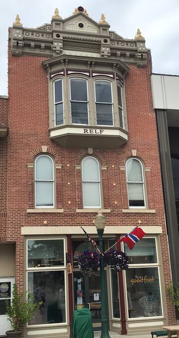 The Loft is located in the heart of Decorah with the beautiful bay window being all yours during your stay!