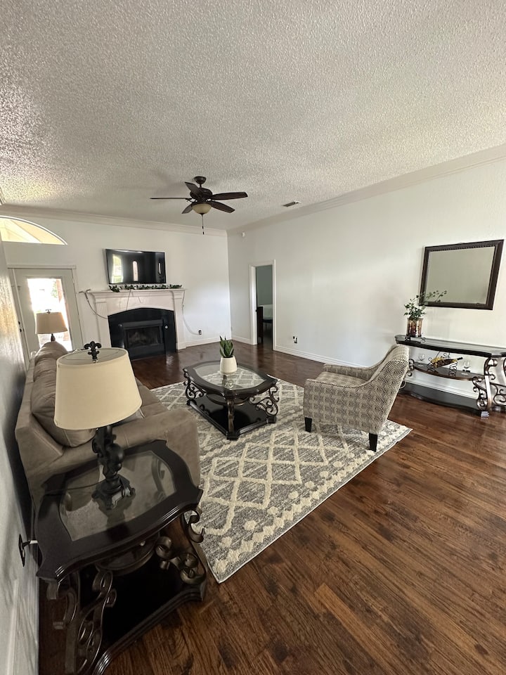 Lovely 3 Bedroom Home Residential - ガーランド, TX