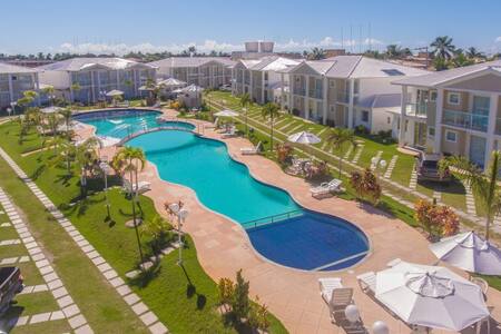 Flat Novo c/ Cozinha Completa,  ao lado da praia!