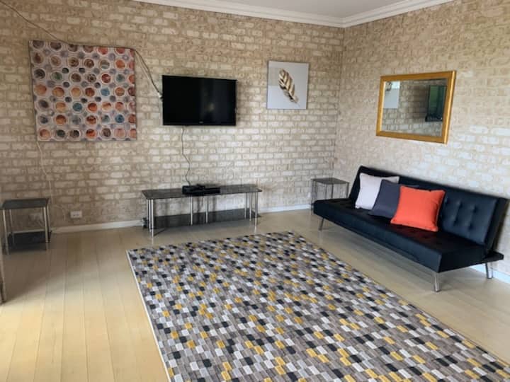 Great Space, Great Pool, Great Views! - Wagga Wagga