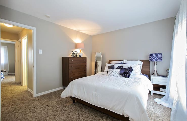 3 Bedroom with Parking in Langhorne - Welcome!