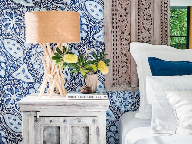 Aitutaki-heated pool 400m CBD