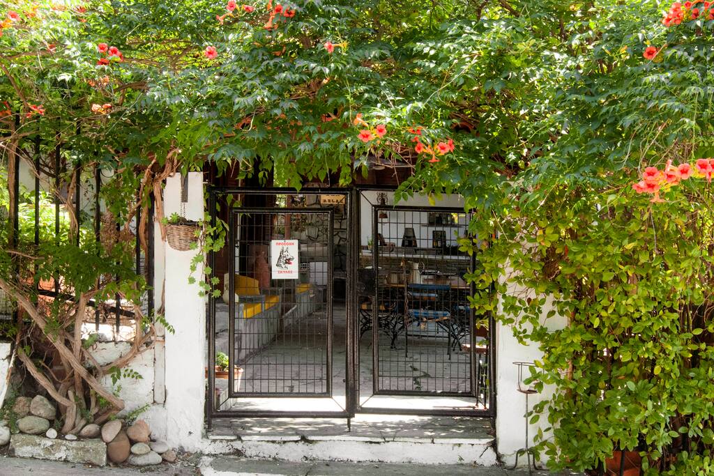 001 Entrance