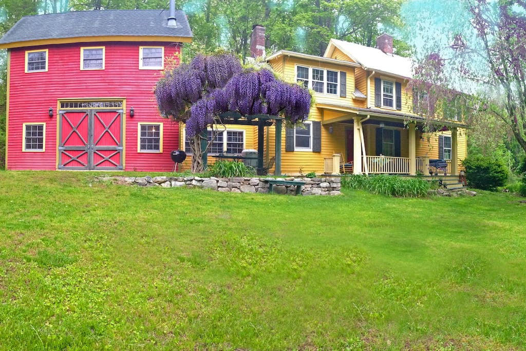 1834 Farm House Houses for Rent in Cold Spring, New York, United States