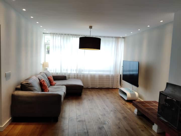 5 Star Family Home Near Beach/ Amsterdam & Parking - Wassenaar