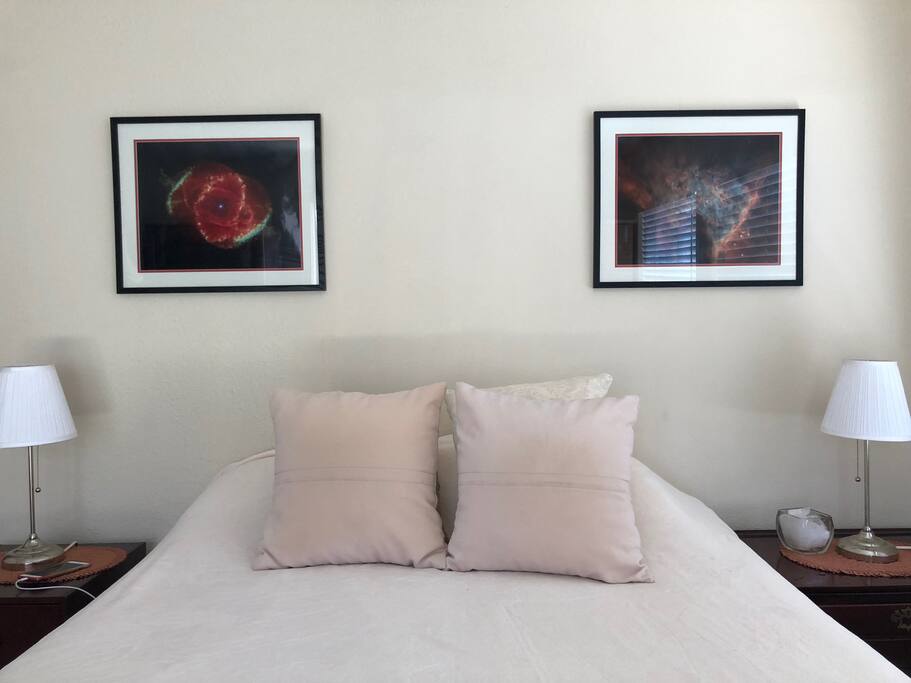 Queen size bed