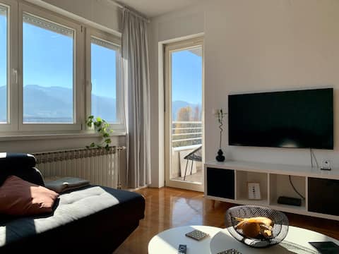 Lovely river view apartment