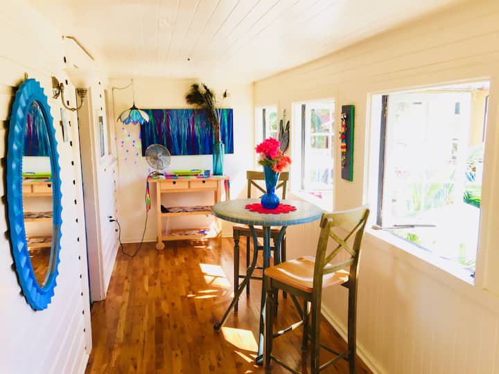 Top 10 PetFriendly Airbnbs Near Longboat Key, Florida Updated 2024