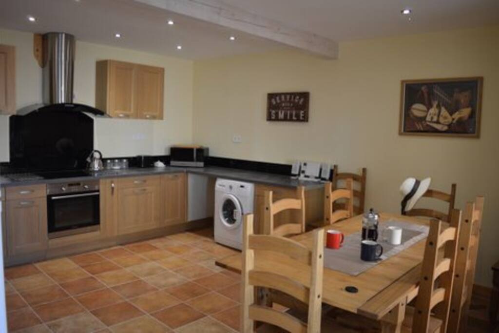 Large kitchen diner
