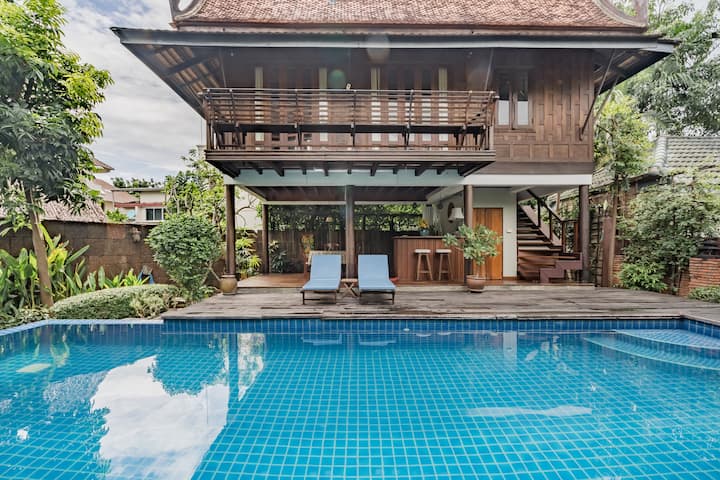 15 Best Airbnbs in Bangkok