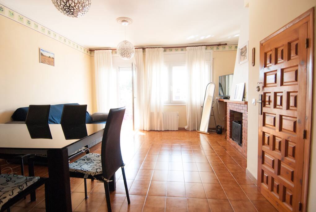 Salón-comedor foto 1