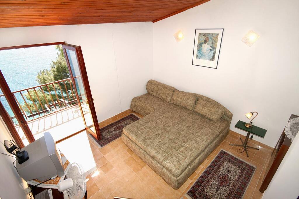 Living room, Surface: 13 m²