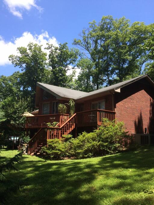 Gorgeous home surrounded by forest, peace and serenity.