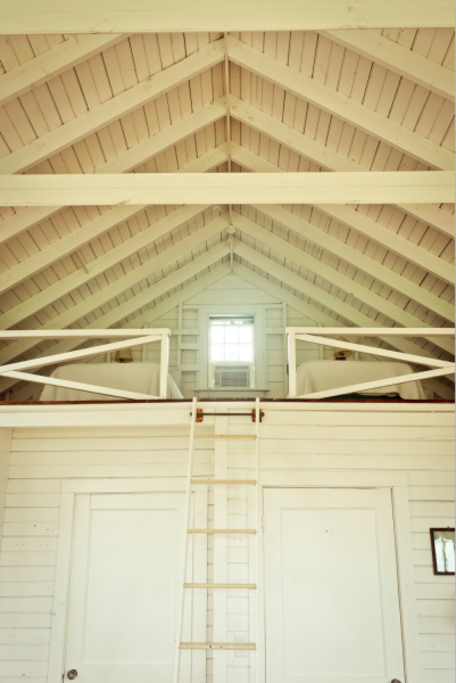 Loft with two twins (in addition to the 2 bedrooms)