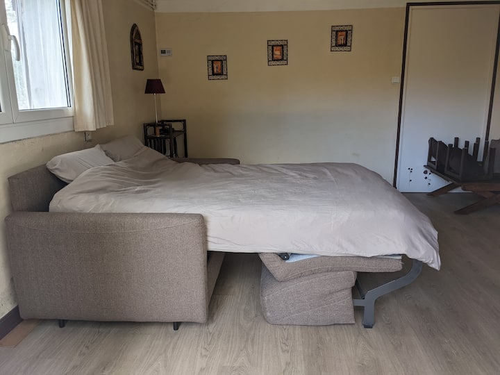Le convertible est transformé en couchage en quelques secondes seulement