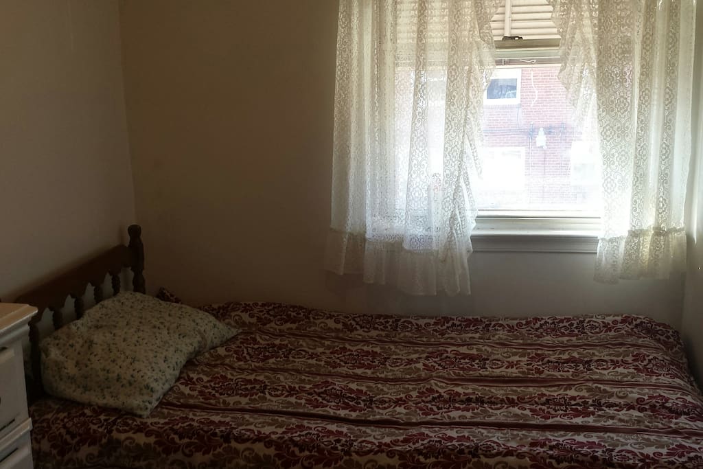 Small Bedroom