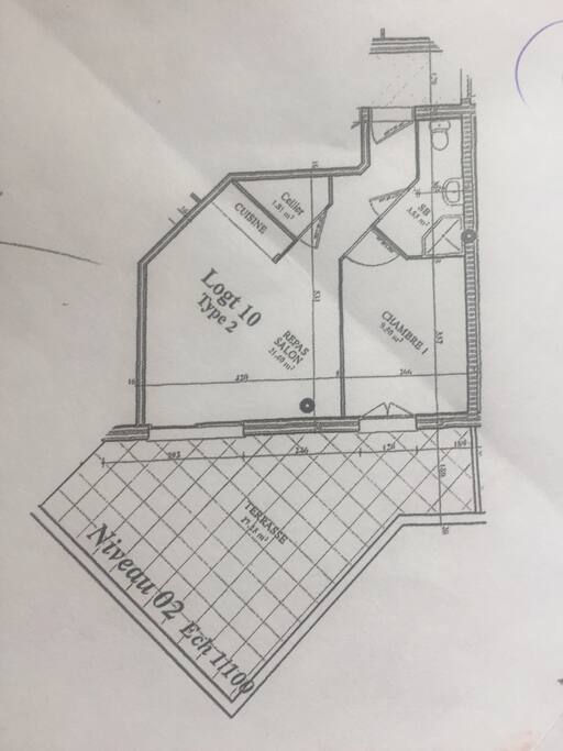 on vous a dit TOUT
l'appartement ...
