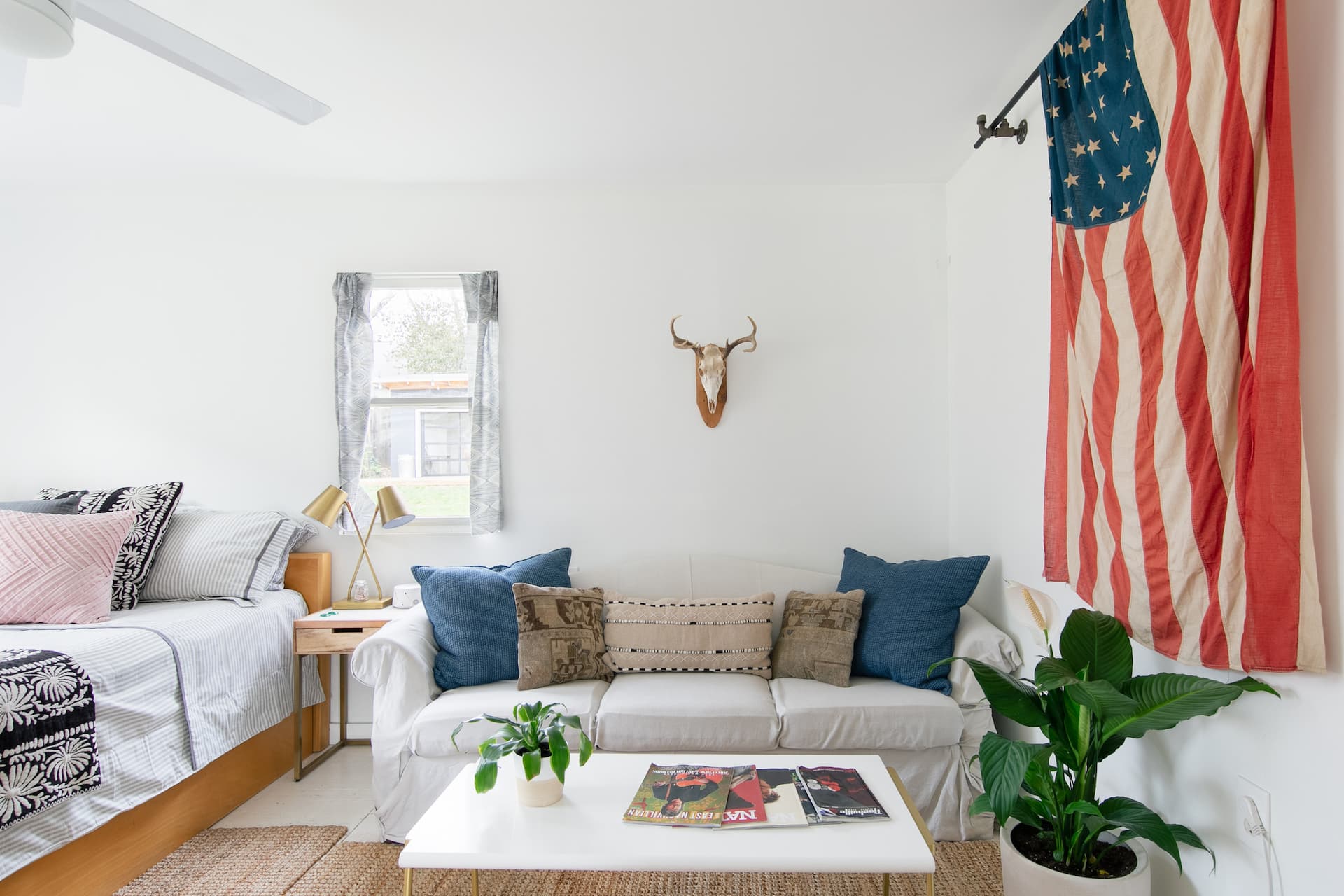 Cozy East Nashville Cottage with Relaxed Southern Style