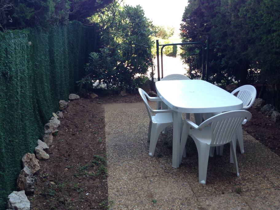 Belle terrasse sur parc
