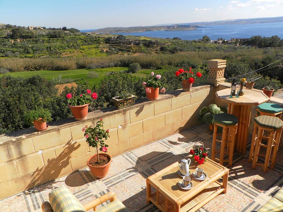 What would it be like if you could wake up every morning to sunrise views for breakfast...