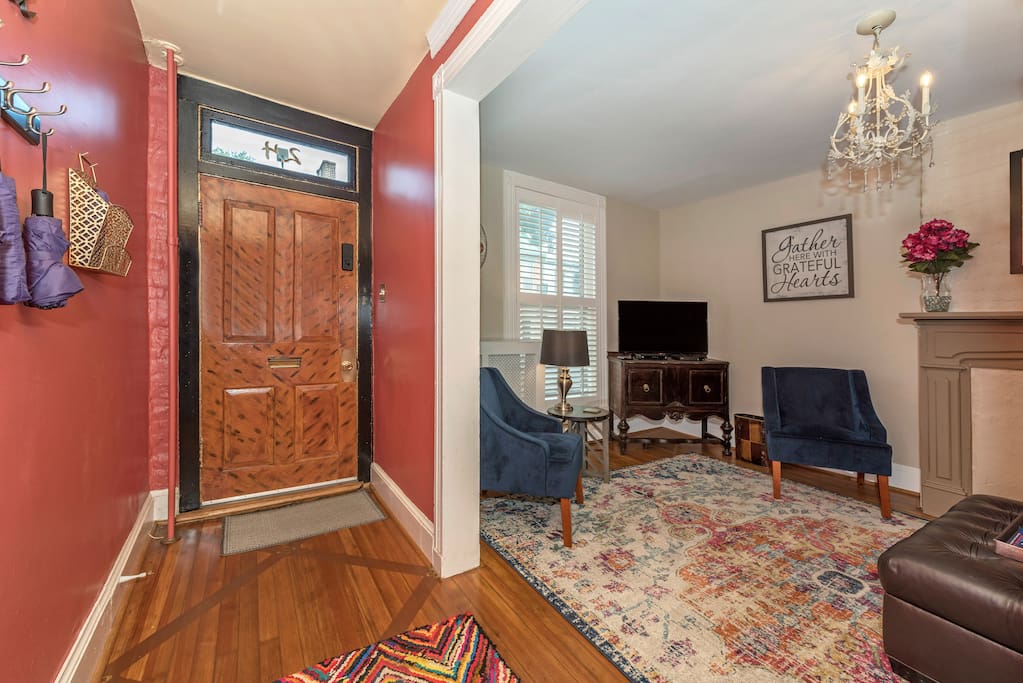 We've been told that the ornate hand-painted accents on the wooden floors were done by the same artist who did work at the White House.