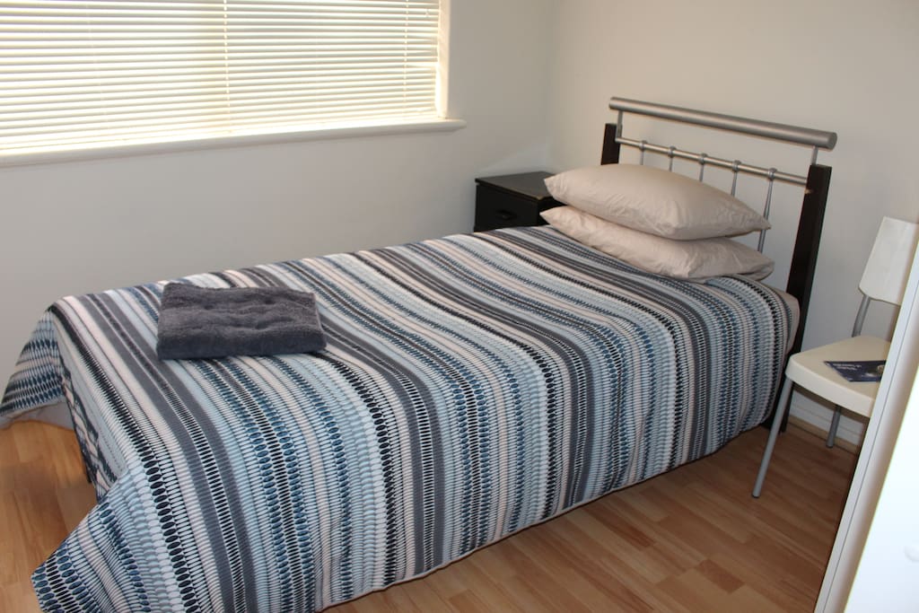 Second bedroom with Single Bed