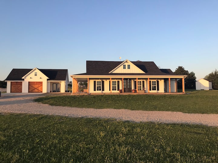 🌵Trendy Farmhouse, mins from Canton Trade Days! Houses for Rent in