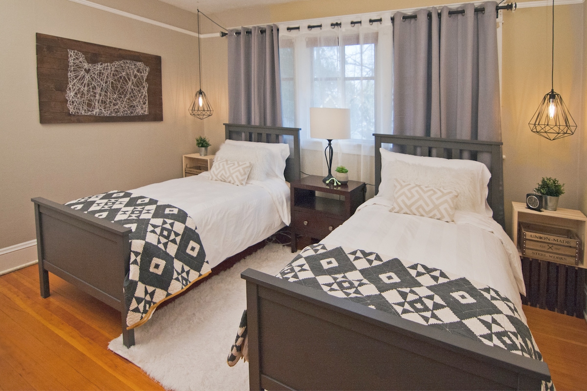 风格……双床卧室！