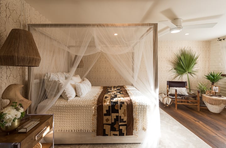 Bedroom 2 - Kruger Room (Queen). Designer - Emily Mughannam