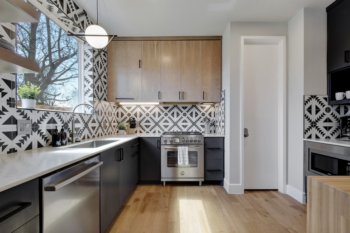 Bright + Stylish Oasis | East ATX, Near Downtown
