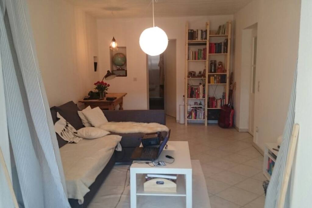 living room, bedroom behind