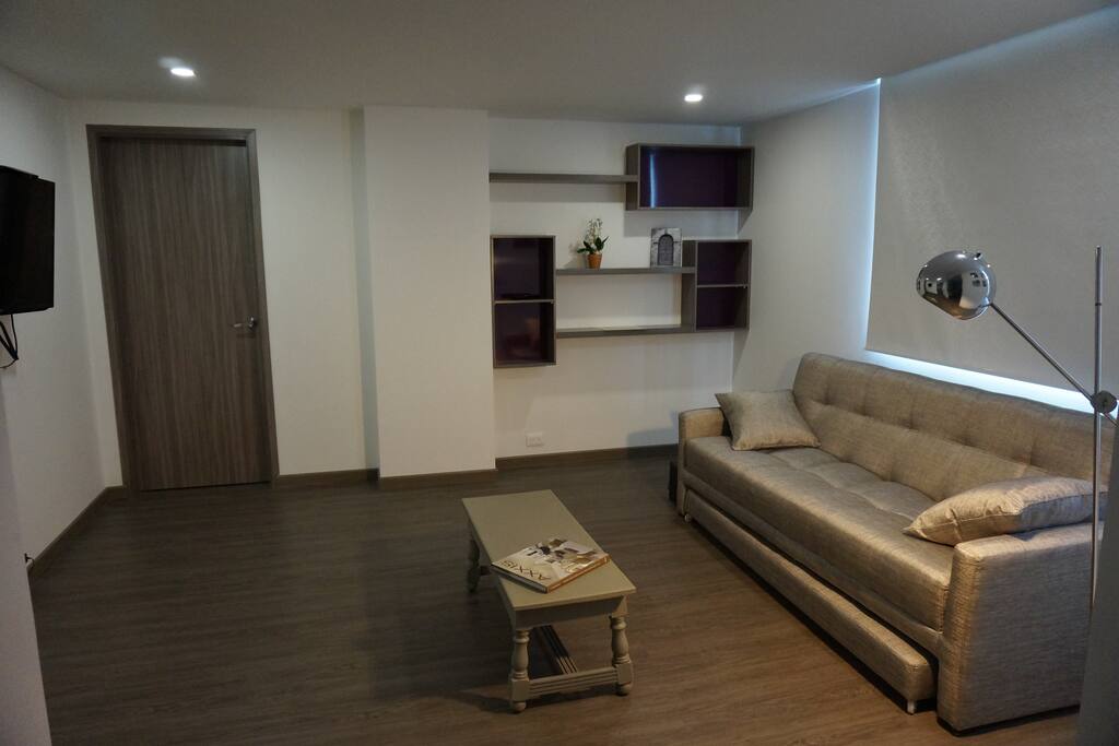 Espacioso y moderno apartamento