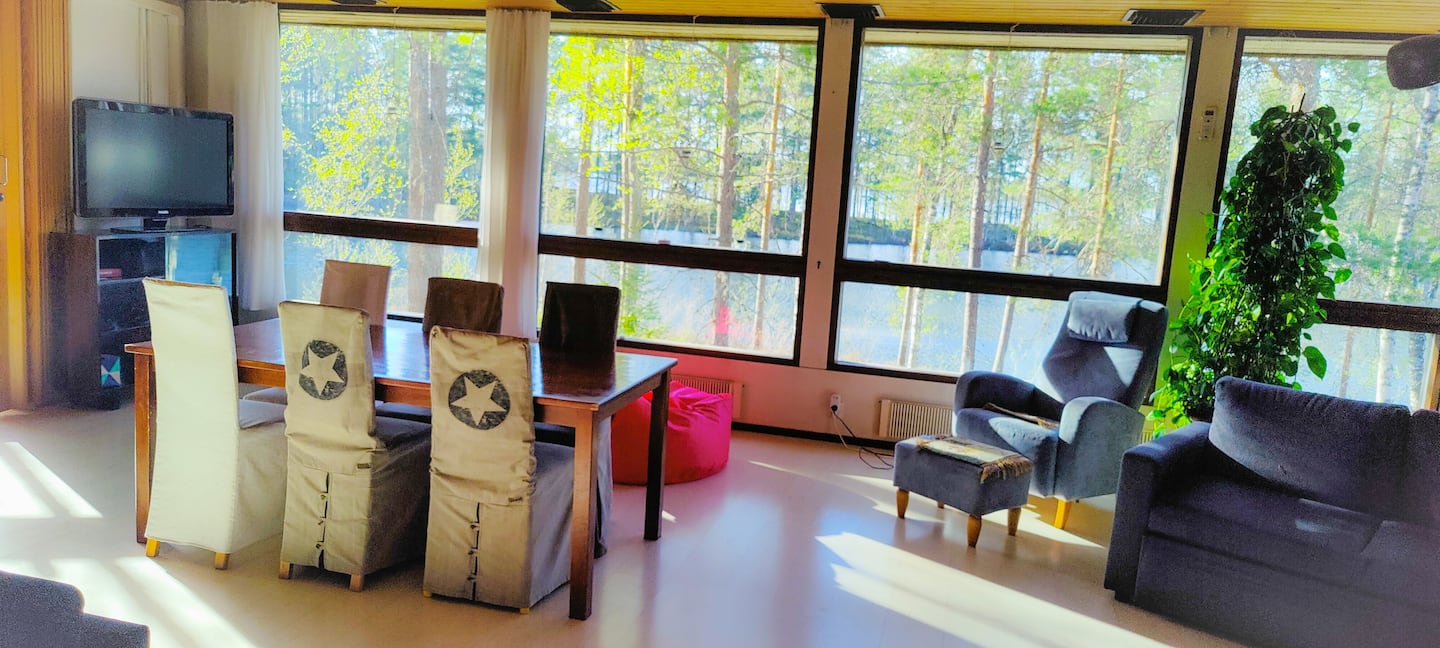 Peaceful 3-bed Scenic Retreat 2