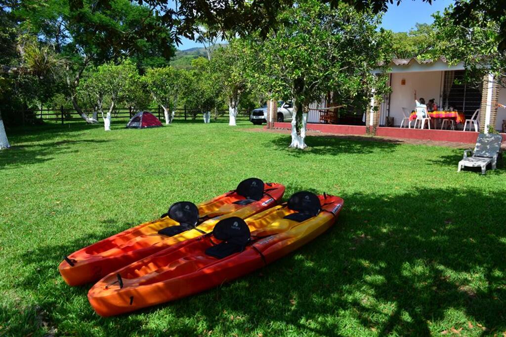 Disfruta de una exclusiva àrea de campamento junto al Lago de Catemaco.