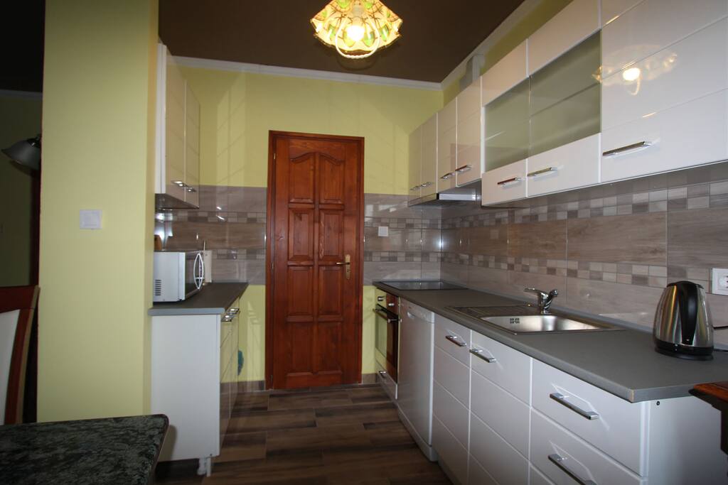 Kitchen/Küche/Konyha