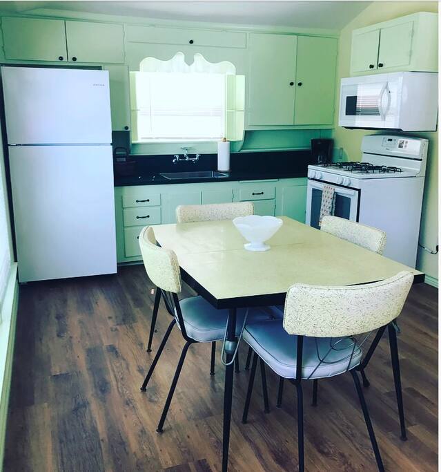 Full kitchen - continental style breakfast.