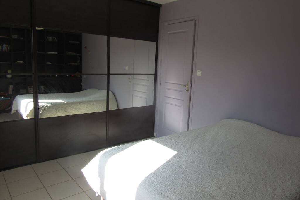 chambre 1 avec large dressing