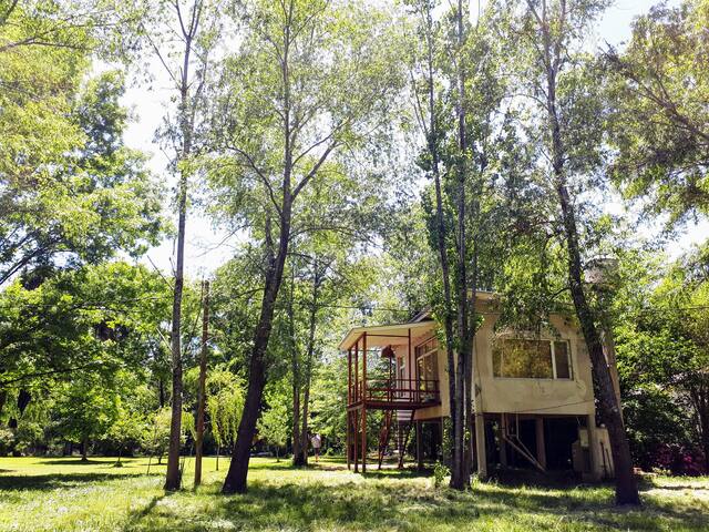 Beautiful house on the river - Delta Tigre